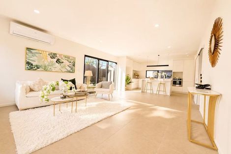 Photo of property in 11c Rene Place, Sunnyhills, Auckland, 2010