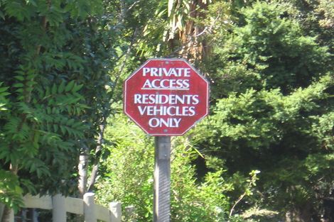 Photo of property in 2/48 Park Hill Road, Birkenhead, Auckland, 0626