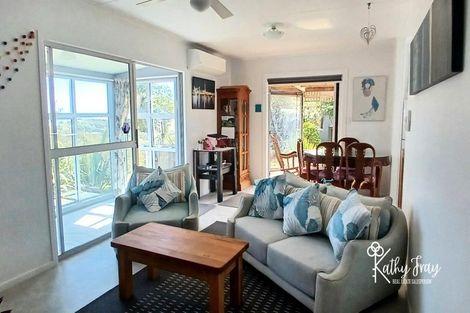 Photo of property in 13 Bayly Street, Baylys Beach, Dargaville, 0377