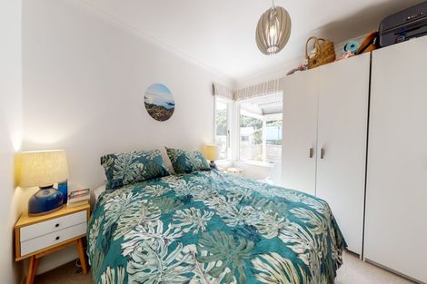 Photo of property in 140 Severn Street, Island Bay, Wellington, 6023