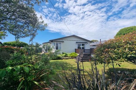 Photo of property in 102 Park Street, Hokitika, 7810