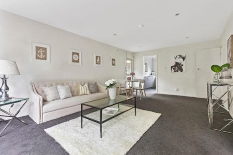 Photo of property in 2/1a Oates Road, Glen Eden, Auckland, 0602