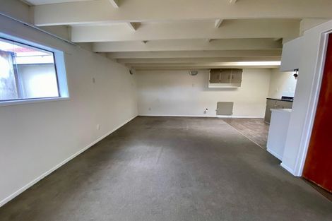 Photo of property in 2a Coniston Avenue, Te Atatu South, Auckland, 0610