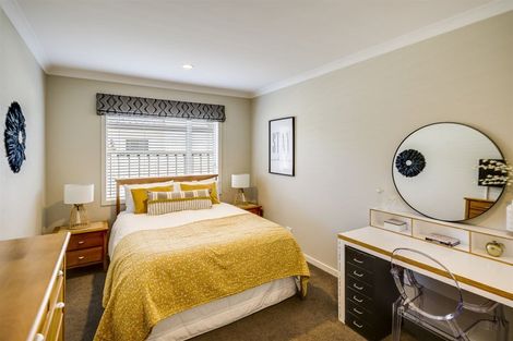 Photo of property in 14 Haast Place, Poraiti, Napier, 4112