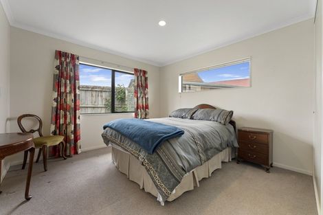 Photo of property in Rangeview Villas, 38/9 Fuller Close, Levin, 5510