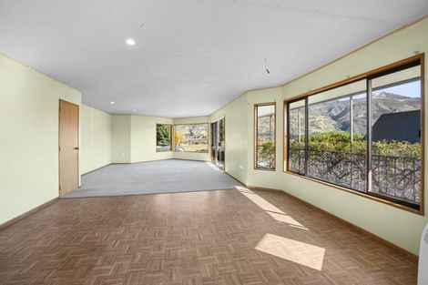 Photo of property in 95 Plantation Road, Wanaka, 9305