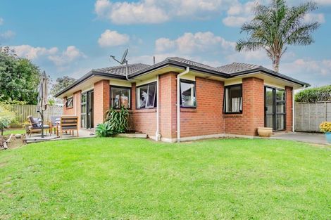 Photo of property in 6 Cathcart Close, Pukekohe, 2120