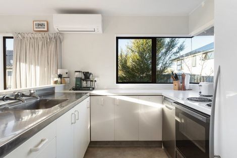 Photo of property in 100a Mansel Avenue, Hillcrest, Hamilton, 3216