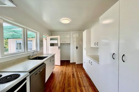 Photo of property in 10 Murphy Road, Taradale, Napier, 4112