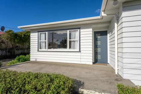 Photo of property in 59 Dale Road, Raumati South, Paraparaumu, 5032