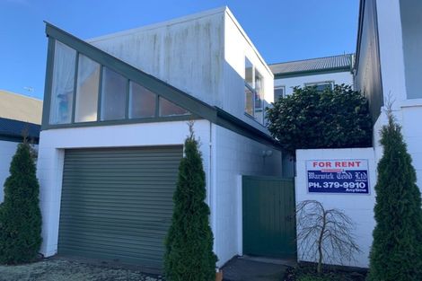 Photo of property in 2/99 Aikmans Road, Merivale, Christchurch, 8014
