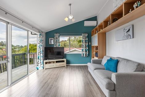 Photo of property in 6 Hatfield Heights, Hatfields Beach, Orewa, 0931
