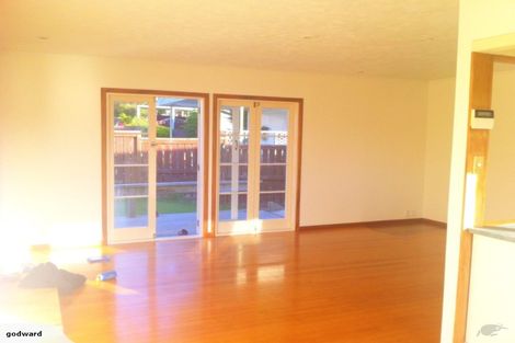 Photo of property in 14 Lanigan Street, Birkdale, Auckland, 0626