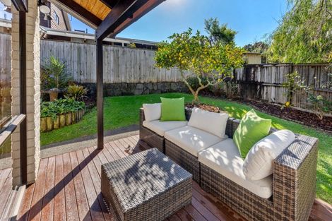 Photo of property in 5 Totara Grove, Hillcrest, Auckland, 0627