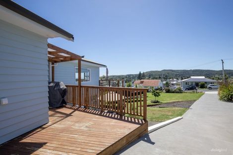 Photo of property in 6 Gilmour Street, Raglan, 3225