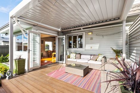 Photo of property in 17 Higgins Street, Marewa, Napier, 4110