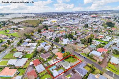 Photo of property in 15 Trentham Road, Papakura, 2110