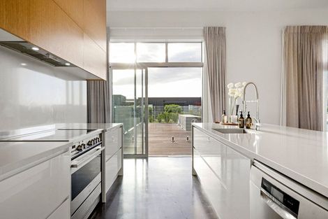 Photo of property in 1 Alan Livingston Drive, Cambridge, 3434