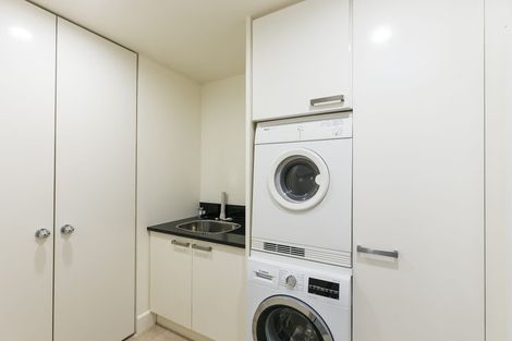 Photo of property in 6/308 Oriental Parade, Oriental Bay, Wellington, 6011