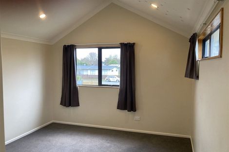 Photo of property in 14 Moore Crescent, Carterton, 5713