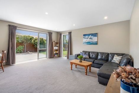 Photo of property in 10 Pahua Street, Pegasus, 7612