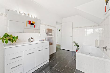 Photo of property in 94 Matakana Valley Road, Matakana, Warkworth, 0985