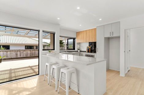 Photo of property in 10b Taupo Avenue, Mount Maunganui, 3116