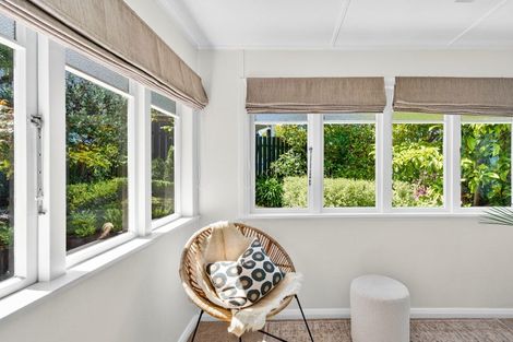 Photo of property in 12 Guys Hill Road, Hospital Hill, Napier, 4110