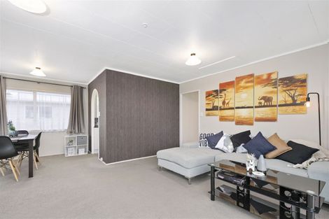 Photo of property in 14a Pohutukawa Drive, Owhata, Rotorua, 3010