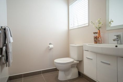 Photo of property in 21 Rosalie Terrace, Kelvin Grove, Palmerston North, 4414