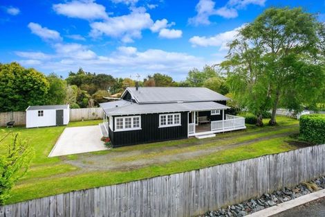 Photo of property in 16 Waitoki Road, Waitoki, Kaukapakapa, 0871