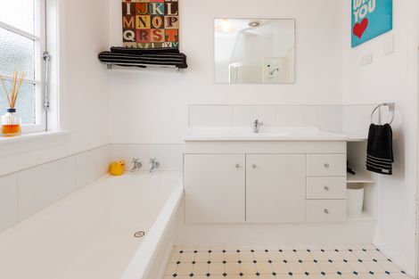 Photo of property in 88 Havill Street, Takaro, Palmerston North, 4410