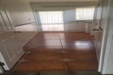 Photo of property in 32 Middlefield Drive, East Tamaki Heights, Auckland, 2016