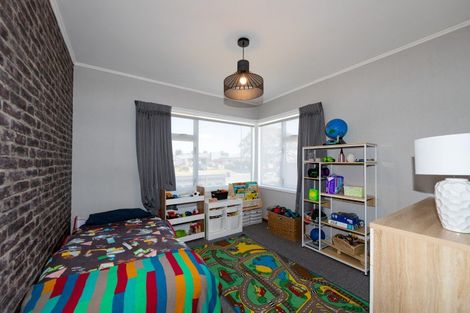 Photo of property in 4 Wycliffe Street, Onekawa, Napier, 4110