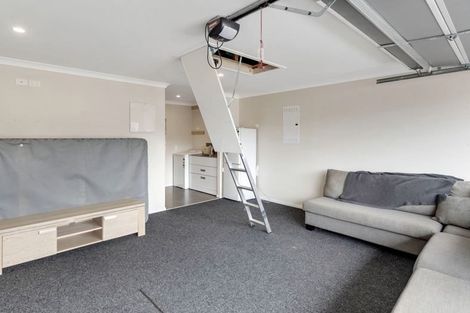 Photo of property in 58 Montgomery Crescent, Kinloch, Taupo, 3377