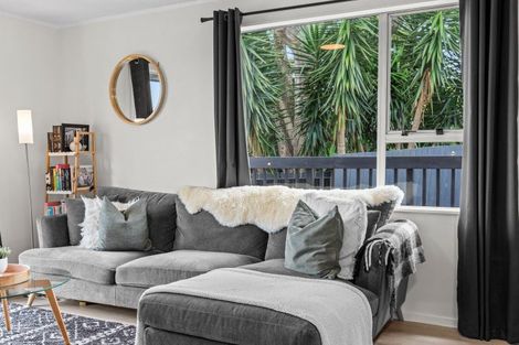 Photo of property in 1/63 Rosier Road, Glen Eden, Auckland, 0602