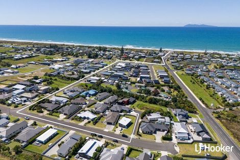 Photo of property in 14 Reel Road, Athenree, Waihi Beach, 3611