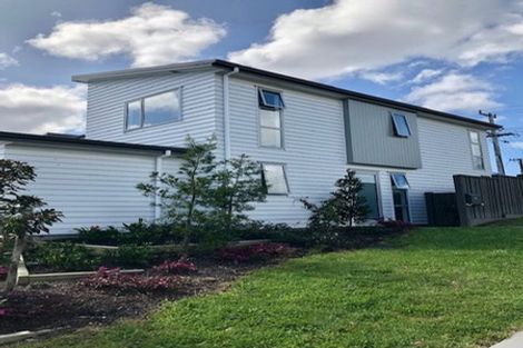 Photo of property in 1a Pavola Grove, Glenfield, Auckland, 0629