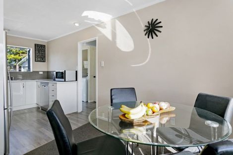 Photo of property in 4 Newberry Place, Richmond Heights, Taupo, 3330