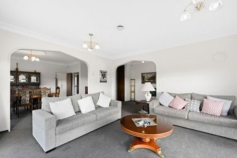 Photo of property in 28 Delamare Road, St Andrews, Hamilton, 3200