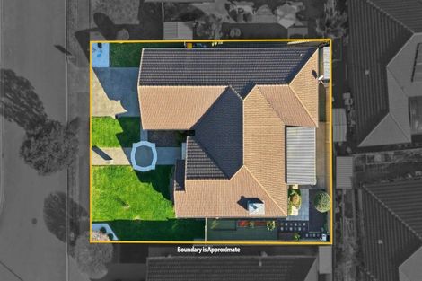 Photo of property in 16 Erceg Way, Rosehill, Papakura, 2113