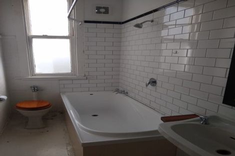 Photo of property in 8 Davis Street, Thorndon, Wellington, 6011