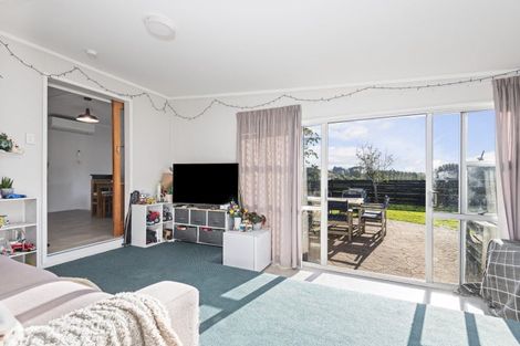 Photo of property in 12 Walker Crescent, Bulls, 4818