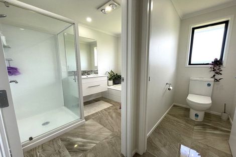 Photo of property in 26 Honeyfield Drive, Whalers Gate, New Plymouth, 4310