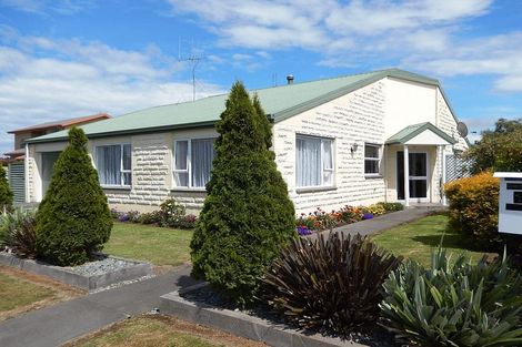 Photo of property in 17 Doon Street, Oamaru North, Oamaru, 9400