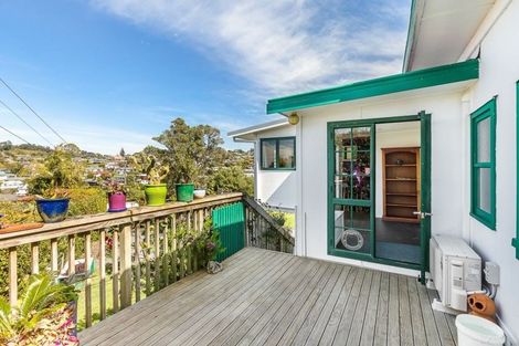 Photo of property in 284 Vipond Road, Stanmore Bay, Whangaparaoa, 0932