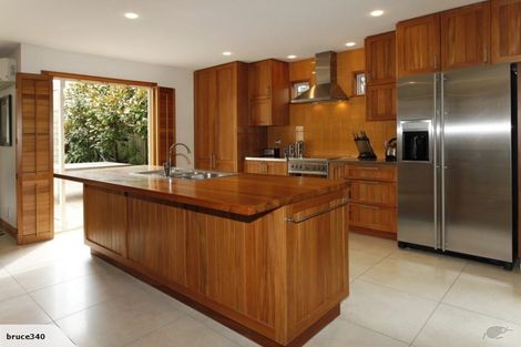 Photo of property in 32 Wai-iti Terrace, Burnside, Christchurch, 8052