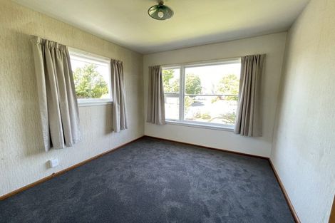 Photo of property in 42 Greendale Avenue, Avonhead, Christchurch, 8042