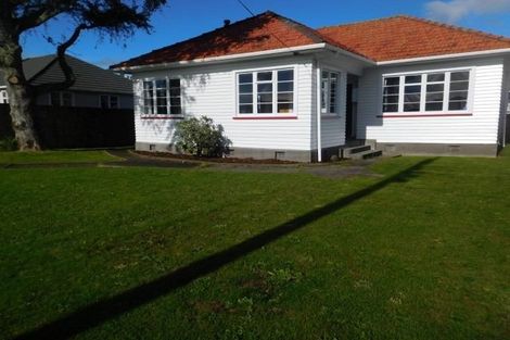 Photo of property in 330 Carrington Street, Vogeltown, New Plymouth, 4310
