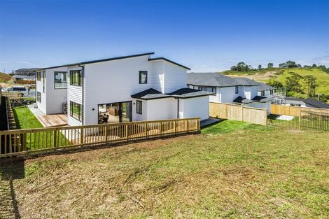 Photo of property in 55 Godfrey Drive, Orewa, 0931